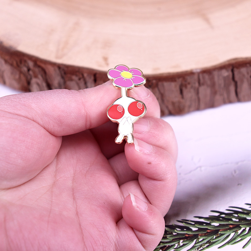 White Pikmmin Enamel Pin Cute  - đánh giá và giá Gaming Accessories For Room